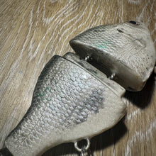 Load image into Gallery viewer, Flashy Gill
