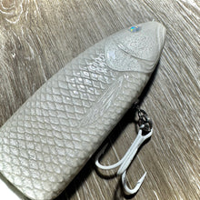 Load image into Gallery viewer, Pearl
